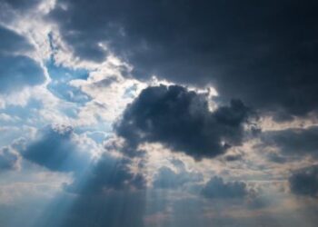 Meteo, weekend ancora instabile: sole, ma frequenti temporali pomeridiani