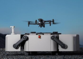 Alluvioni, arriva il drone-robot ‘Dji Dock’, operativo 24 ore su 24