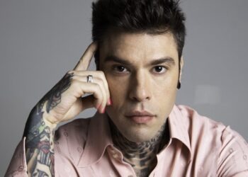 Fedez, a un anno dall’operazione, annuncia l’esito del controllo sui social