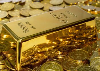 Nuova impennata dell’oro, quotazione sopra i 2mila dollari l’oncia: attualmente è a quota 2.051,70