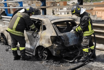 Tragica notizia, auto esplosa sulla tangenziale di Napoli: la ricercatrice del Cnr è morta