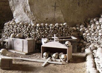 Napoli, riapre il cimitero delle Fontanelle. Alla Sanità un grande progetto di riqualificazione di Renzo Piano