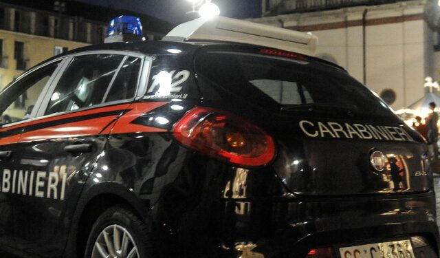 BUSTO ARSIZIO CARABINIERI NOTTE