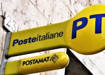 Varcaturo, truffa sventata all’ufficio postale di via Lago Patria: donna di 63 anni arrestata