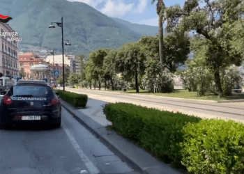 Castellammare di Stabia, 18 arresti all’alba, tutti ritenuti appartenenti al clan “Cesarano”. (nomi e Video)