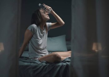 Notti insonni per il gran caldo estivo: alcuni consigli per dormire bene anche con l’afa