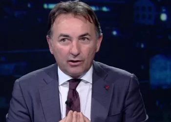 Calcio, tanta paura per Massimo Mauro, colpito da infarto durante la vacanza in Calabria