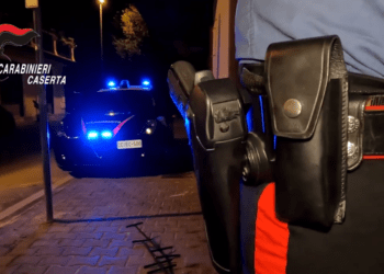 Santa Maria Capua Vetere, blitz dei Carabinieri, scoperta bisca clandestina: denunciate 19 persone (Video)