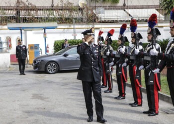 Anniversario dell’eccidio di Teverola: il Generale di Corpo d’Armata De Vita, depone una corona di alloro