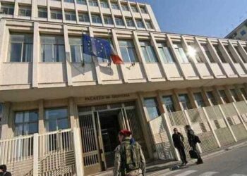 Neonata trovata morta nella culla nel Casertano: Genitori indagati per omicidio colposo