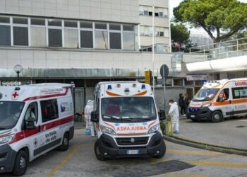 Quarto, fu data fuoco da un vicino al termine di una lite per futili motivi: morta la 48enne dopo lunga agonia