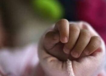 Neonata morta nel Casertano: genitori arrestati per omicidio colposo