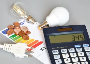 Multe da oltre 15 milioni di euro dall’Antitrust a 6 società di energia e gas: pratiche commerciali aggressive