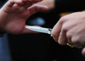 Gricignano D’Aversa, uomo ferito in piazza, accoltellato all’addome da uno sconosciuto