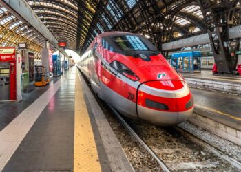 Trenitalia, da domenica 10 dicembre parte il nuovo orario invernale: tante le promozioni e novità