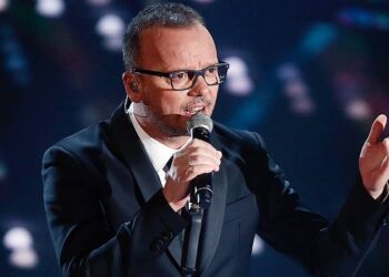 Gigi D’Alessio in concerto alla Reggia di Caserta: 5 speciali serate di festa all’insegna della musica