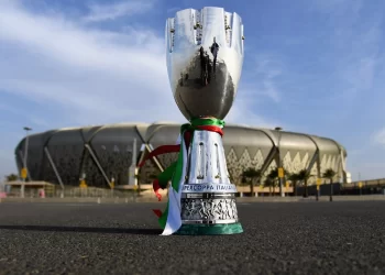 Supercoppa Italiana, alle 20 Napoli-Fiorentina, prima semifinale del torneo: dove seguire la partita in TV