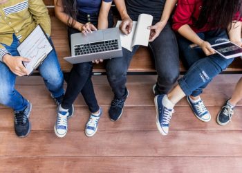 Le nuove agevolazioni per i giovani, Carta Cultura e Carta del Merito: domande dal 31 gennaio