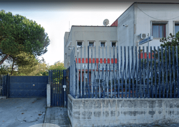 Ponticelli, meno di un mese fa accoltellò un 19enne: ragazzino di 15 anni si costituisce accompagnato dai genitori