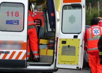 Incidente mortale dopo il centro commerciale Campania: un morto e un ferito grave