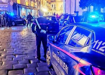 Aversa, forze dell’ordine in azione nelle zone della movida: sanzioni per i titolari di due pizzerie