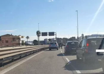 Una coppia, con figli piccoli al seguito compiono rapina sull’Asse Mediano: identificati e arrestati