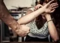 Casal di Principe, irrompe in casa della ex moglie, la trova con un amico, picchia violentemente entrambi. Arrestato