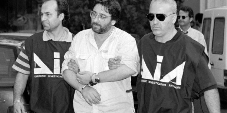 L'ex boss Francesco Schiavone, arrestato l’11 luglio 1998,