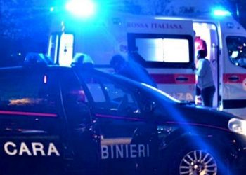 Ponticelli, rapina finita nel sangue: investono due ragazzi, rapinano un’auto e poi sparano