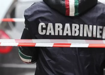 Napoli, Secondigliano, i corpi trovati senza vita sono di due giovani fidanzati: stroncati dal gas di scarico