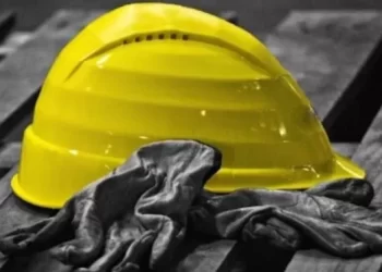 Nel Casertano, tragico incidente sul lavoro: giovane operaio muore folgorato in un cantiere edile