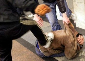 San Giorgio a Cremano, a soli 13 anni picchiato selvaggiamente con mazze e tirapugni dal branco