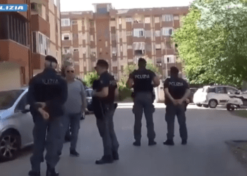 Santa Maria Capua Vetere, operazione ad “alto impatto”: sequestrati circa 2 chili di droga (Video)