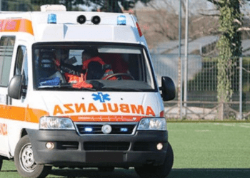 Casapesenna, violenta rissa sul campo di calcio, tre giocatori in ospedale e partita sospesa