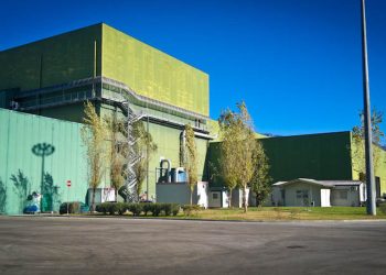 Rifiuti speciali smaltiti illecitamente a Tufino, 12 arresti: autisti e dipendenti Stir compiacenti (Video e foto)