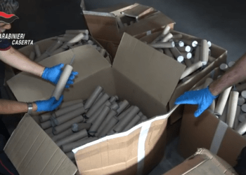 Nel casertano, maxi-sequestro di ordigni esplosivi e polveri da sparo: valore oltre 2milioni di euro (Video)