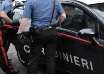 Villaricca, furto auto con il “cavallo di ritorno”: la vittima denuncia scatta la trappola, 20enne arrestato