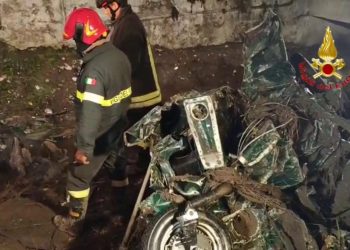 Travolti dalla frana di fango nel Casertano, continuano le ricerche dei due dispersi