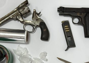 Blitz antidroga tra Caivano e Grumo Nevano: un arresto e sequestro di armi e droga