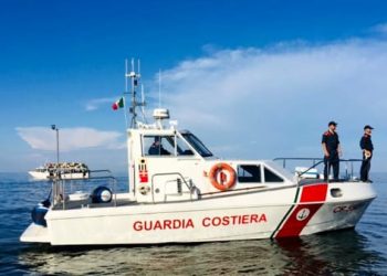 Golfo di Napoli, controlli interforze in mare: elevate 25 sanzioni