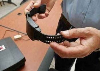 Quartiere Fuorigrotta, si avvicina alla sua ex, scatta allarme del bracciale anti-stalking: arrestato