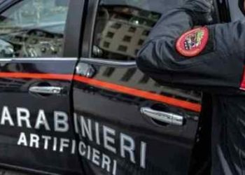 Paura a Calvizzano per un allarme bomba: subito è scattata l’allerta con l’intervento degli artificieri