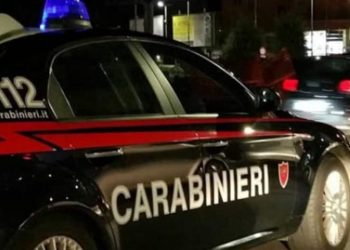 Giugliano, minorenne in fuga su auto rubata, inseguito e preso dai carabinieri
