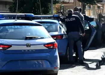Maxi operazione anti-camorra, sgominato il clan De Micco e De Martino: 60 arresti (Video)