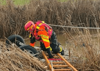 Tragedia a Villa Literno, auto in un canale di scolo per le acque: perde la vita una donna di 44 anni