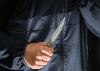 Villa Literno, ladro in casa, il proprietario lo sorprende e lui tenta di accoltellarlo: arrestato dai carabinieri