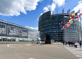 Ergastolano del casertano, evaso dopo un permesso premio, catturato a Strasburgo davanti al Parlamento Europeo