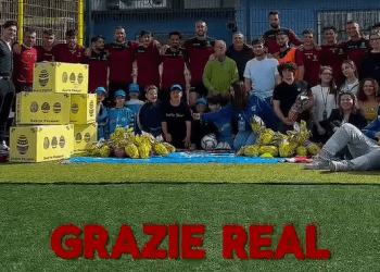 Aversa, i calciatori della Real Normanna donano uova di Pasqua all’UNICEF (Video e Foto)