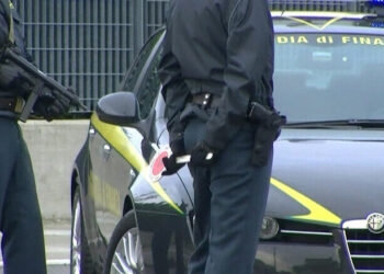 Falsi incidenti per raggirare le assicurazioni, 30 indagati: coinvolti avvocati, medici e giudici di pace