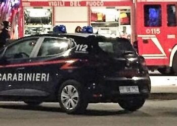 Casoria, appicca il fuoco alla porta di casa della ex: arrestato 42enne del posto